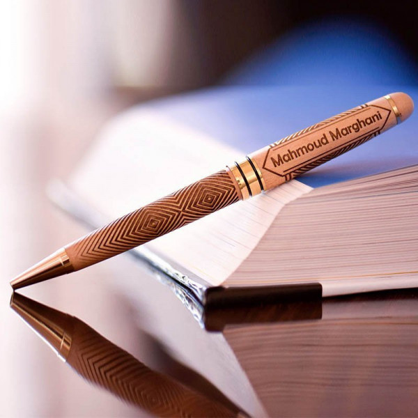 personalized wooden pen with pic by Laser Gallery