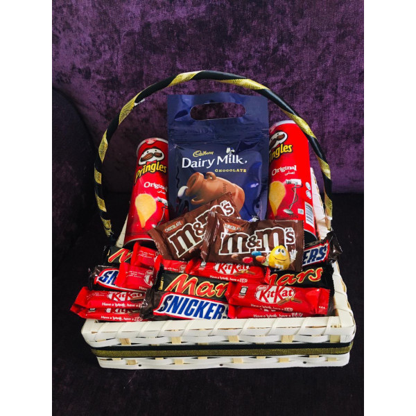  chocolate pringles basket 