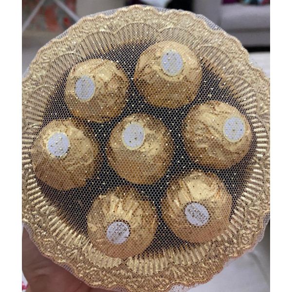 Ferrero in a heart or golden tray